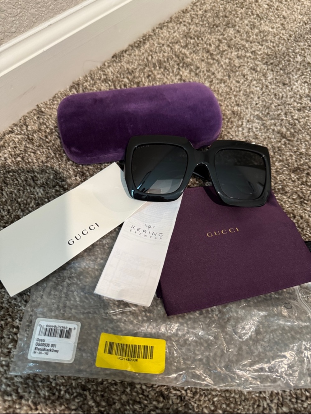 Authentic Gucci Black Oversized Square Sunglasses GG